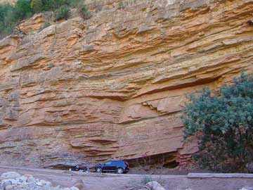 Morocco: Massive unit, Upper Jurassic (Paradise Valley, Agadir Basin).