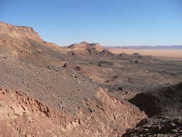 Libya: Cretaceous outcrops along the edge of the Messak Escarpment, southern Libya.